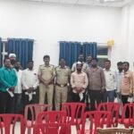 पिंपळनेरमधील तरुणांच्या सामाजिक कार्याचा सन्मान; कुर्डुवाडी पोलिसांकडून विशेष सत्कार